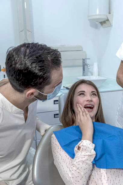Best Urgent Tooth Repair  in Sansom Park, TX